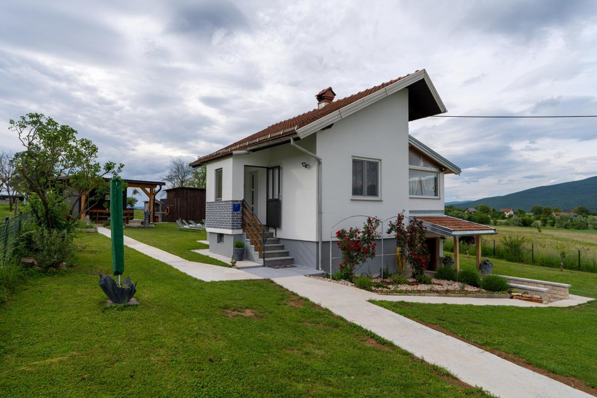 Kuca Za Odmor Belina Villa Otočac Eksteriør bilde